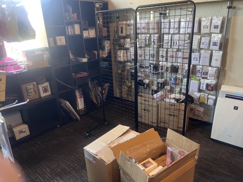 商品の飾り付け