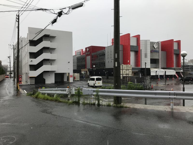 フロントイン福岡空港